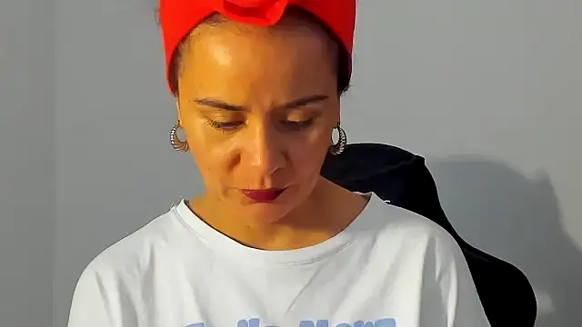 Snapshot of Sami_Hotie1 chatting on 10/21/25, 07:25 Sami Hotie1 online show from 10/21/25, 07:25