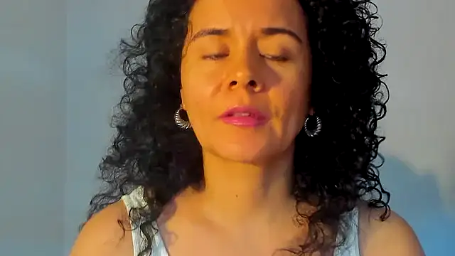 Snapshot of Sami_Hotie1 chatting on 11/07/25, 09:15 Sami Hotie1 online show from 11/07/25, 09:15