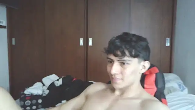 aresholland online show from 11/19/25, 07:47