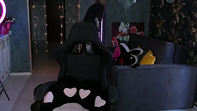 Blckmirrorr online show from 09/25/25, 06:39