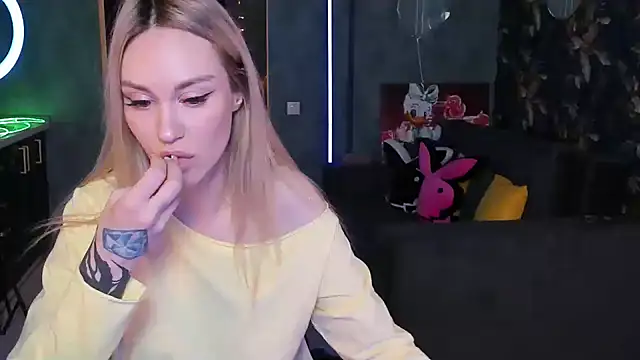 Blckmirrorr online show from 11/28/25, 01:14