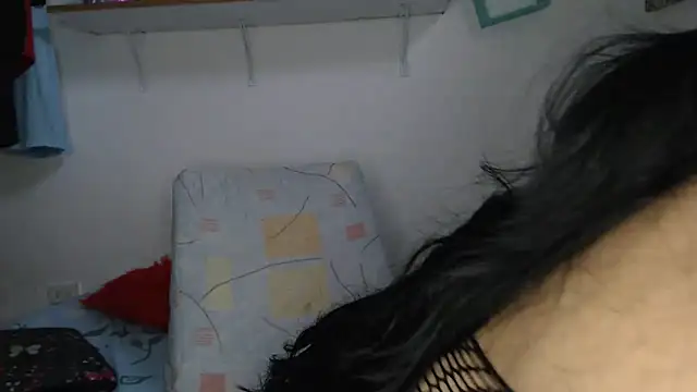 Lesliemilk5 online show from 02/02/25, 09:34