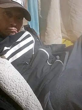 Snapshot of pauloandres chatting on 02/18/26, 07:59 pauloandres online show from 02/18/26, 07:59