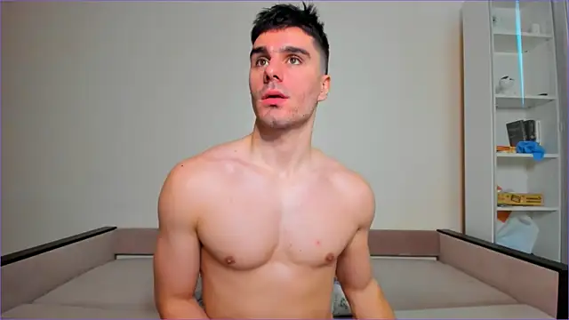 Snapshot of sam_huston chatting on 03/18/25, 07:19 sam huston online show from 03/18/25, 07:19