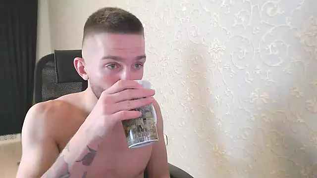 Marselle Laker online show from 01/10/25, 05:26