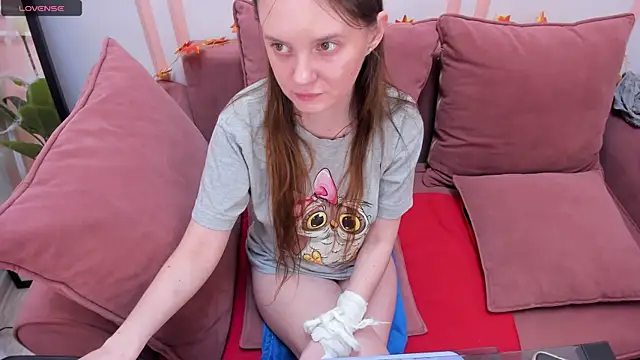 JannaVerdi  online show from 10/28/25, 06:28