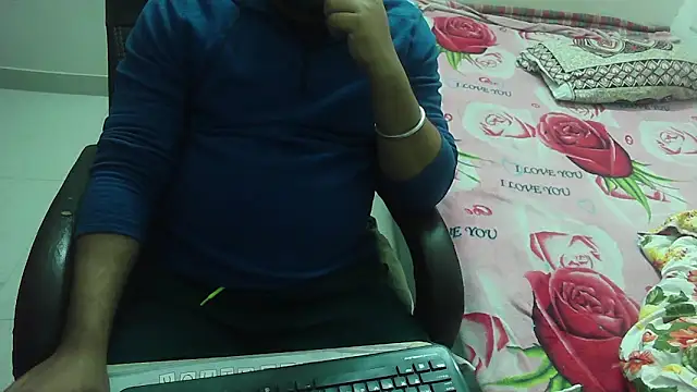 Snapshot of rentarob chatting on 02/15/25, 04:34 rentarob online show from 02/15/25, 04:34