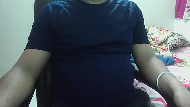 Snapshot of rentarob chatting on 02/22/25, 05:02 rentarob online show from 02/22/25, 05:02