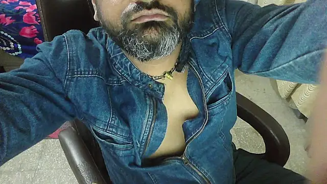 rentarob online show from 11/24/25, 05:45