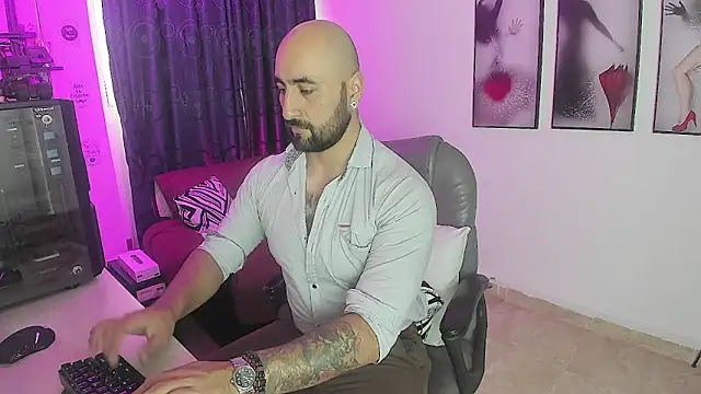 Leon 1234 online show from 01/08/25, 02:56