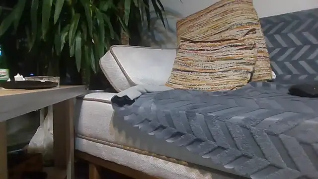 reslerkek31 online show from 02/21/26, 10:22