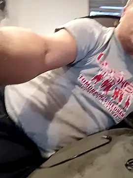 Snapshot of JRock69nKzoo chatting on 03/20/25, 10:18 JRock69nKzoo online show from 03/20/25, 10:18