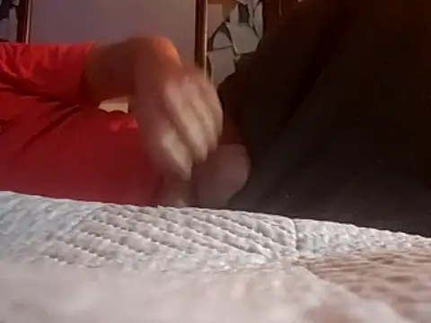 Snapshot of JRock69nKzoo chatting on 10/27/25, 04:44 JRock69nKzoo online show from 10/27/25, 04:44