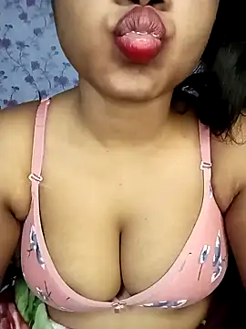 Snapshot of Hotlisa chatting on 12/20/24, 04:31 Hotlisa online show from 12/20/24, 04:31