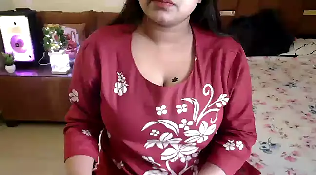 shivi moto online show from 02/02/25, 06:26