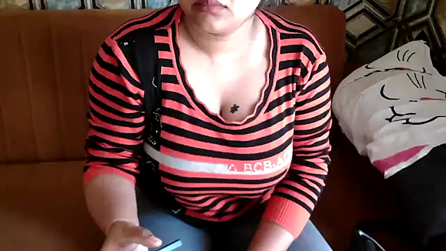 shivi moto online show from 02/24/25, 09:32