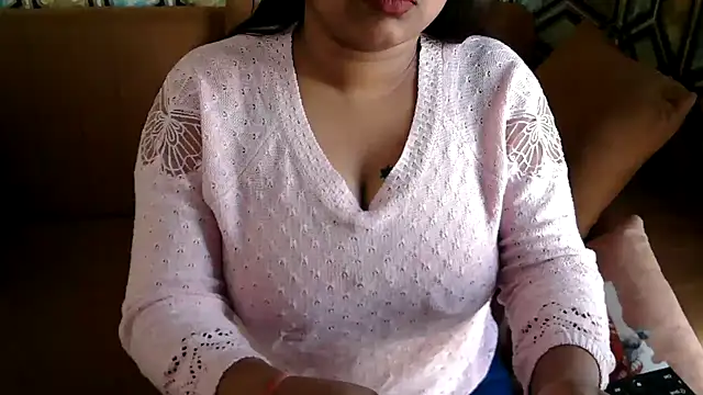 shivi moto online show from 03/08/25, 05:59