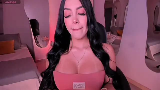 MileyCruz  online show from 12/12/24, 04:04