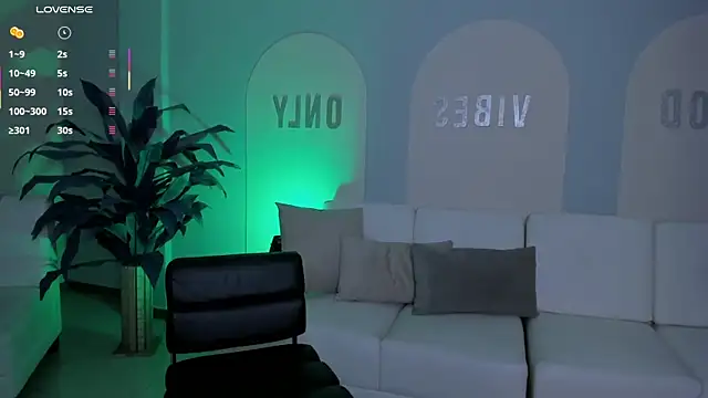 DannaCruz online show from 03/12/25, 12:20