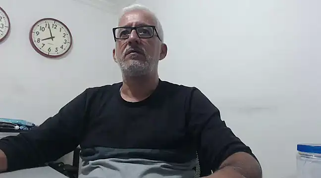 Snapshot of cenizo10124 chatting on 12/19/24, 12:56 cenizo10124 online show from 12/19/24, 12:56