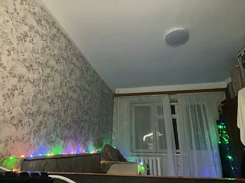 Snapshot of FillipsonDon chatting on 01/21/25, 01:18 FillipsonDon online show from 01/21/25, 01:18