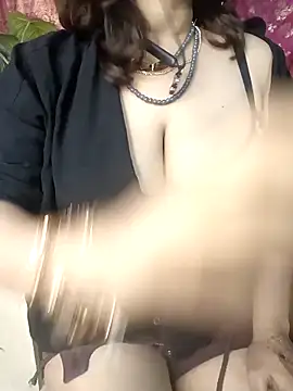 Sexybomb33 online show from 03/06/25, 07:43