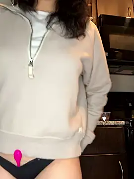 Natur4lBeautyb33 online show from 01/08/26, 03:36