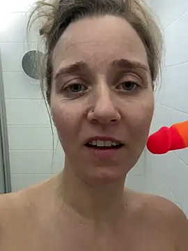 SkyelarSommer online show from 03/04/25, 06:50