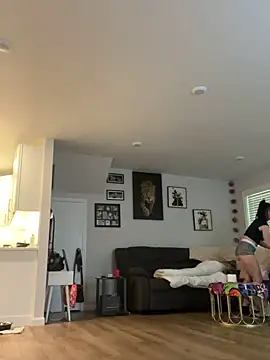 Snapshot of DominiqueX0 chatting on 09/09/25, 02:05 DominiqueX0 online show from 09/09/25, 02:05