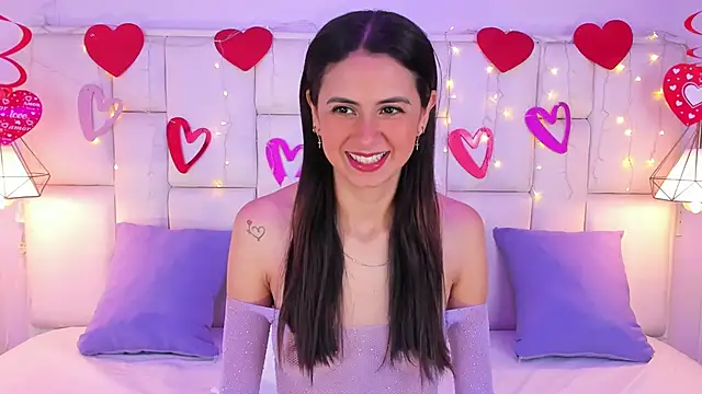 SarahSophia  online show from 02/25/25, 11:30