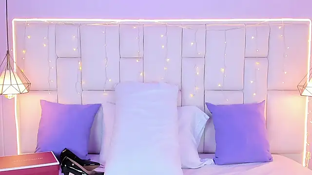 SarahSophia  online show from 09/10/25, 11:32