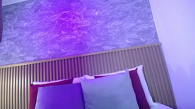 victoria  milf  online show from 09/15/25, 09:48