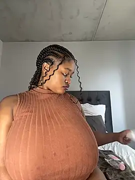 KnockoutBestie online show from 03/12/25, 09:12