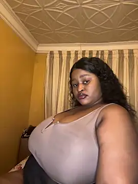 KnockoutBestie online show from 04/16/26, 05:47