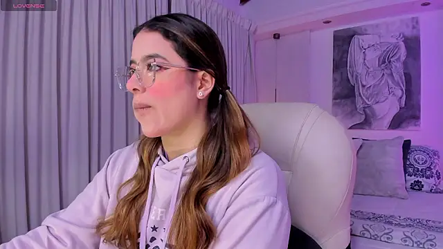 nathalie rivers online show from 03/26/26, 11:16