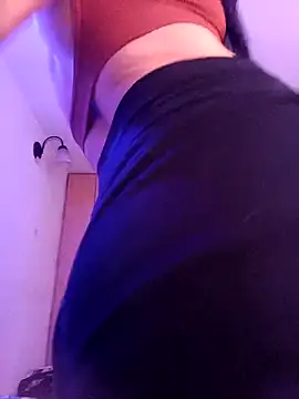 LissaThompsom online show from 02/25/25, 02:11