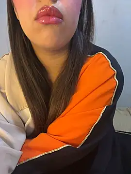 Snapshot of Mayacrayzi chatting on 02/08/25, 02:05 Mayacrayzi online show from 02/08/25, 02:05