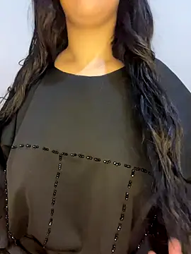 Snapshot of Mayacrayzi chatting on 10/12/25, 12:04 Mayacrayzi online show from 10/12/25, 12:04