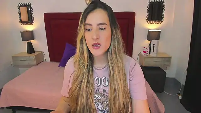 Hanna86 online show from 03/18/25, 12:05