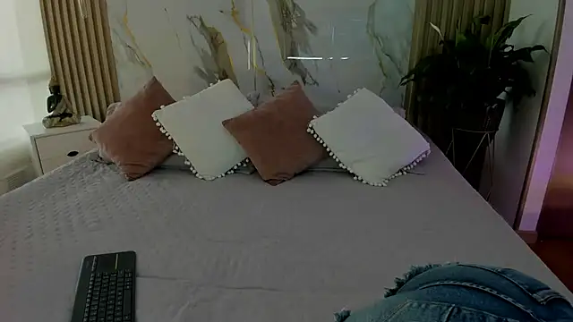 dara   online show from 10/26/25, 06:25