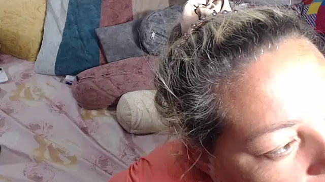 Snapshot of marie_olsenhot chatting on 03/02/25, 06:40 marie olsenhot online show from 03/02/25, 06:40