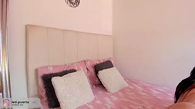 leticiapuerta9 online show from 02/20/25, 08:47