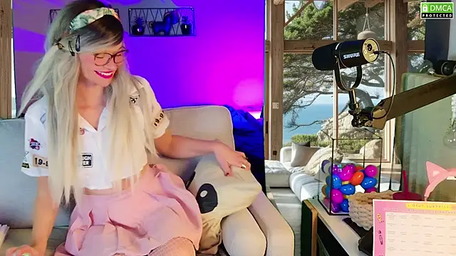 Kittychatte online show from 10/05/25, 09:29