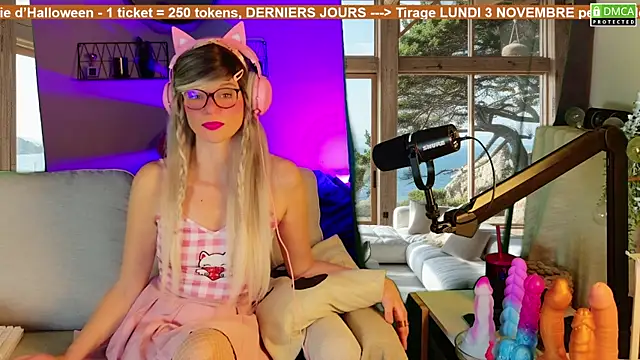 Kittychatte online show from 11/02/25, 11:01