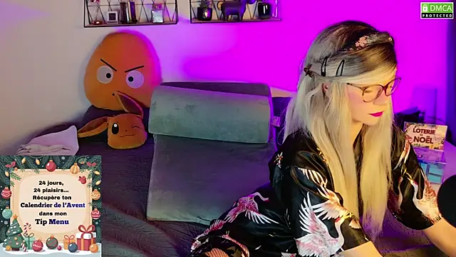 Kittychatte online show from 11/30/25, 11:03