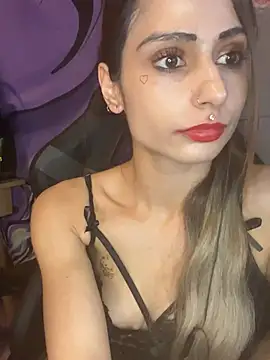 LaPetitechienne1 online show from 12/20/24, 09:21