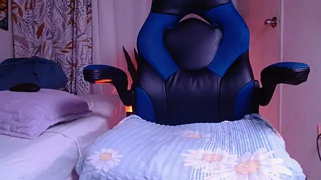 Snapshot of hannapasion chatting on 02/25/26, 11:58 hannapasion online show from 02/25/26, 11:58