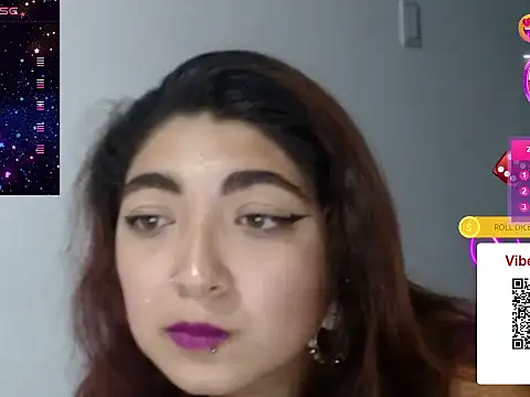 Snapshot of esteni chatting on 12/07/24, 02:42 esteni online show from 12/07/24, 02:42