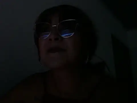Snapshot of esteni chatting on 01/14/26, 12:38 esteni online show from 01/14/26, 12:38