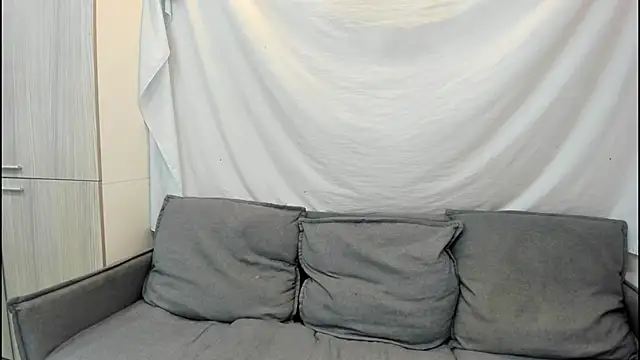 Mhelanny2 online show from 01/17/26, 02:55